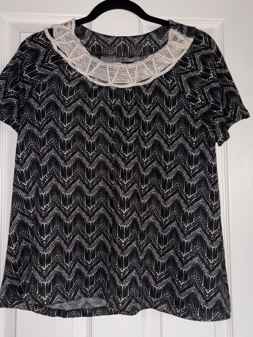 Black and Cream Chevron Short-Sleeve Top with Crochet Collar